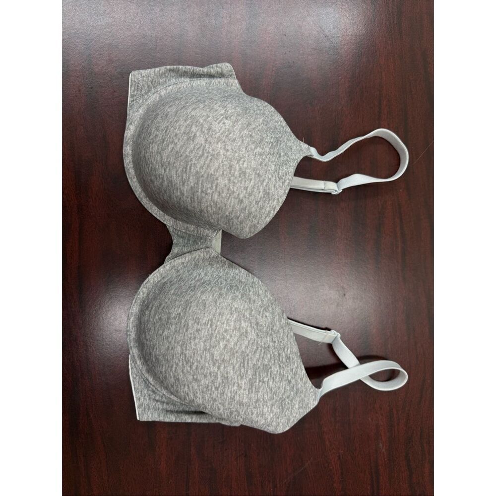 PINK Victoria’s Secret Grey Wear Everywhere T-Shirt Lightly Lined Size 36DD